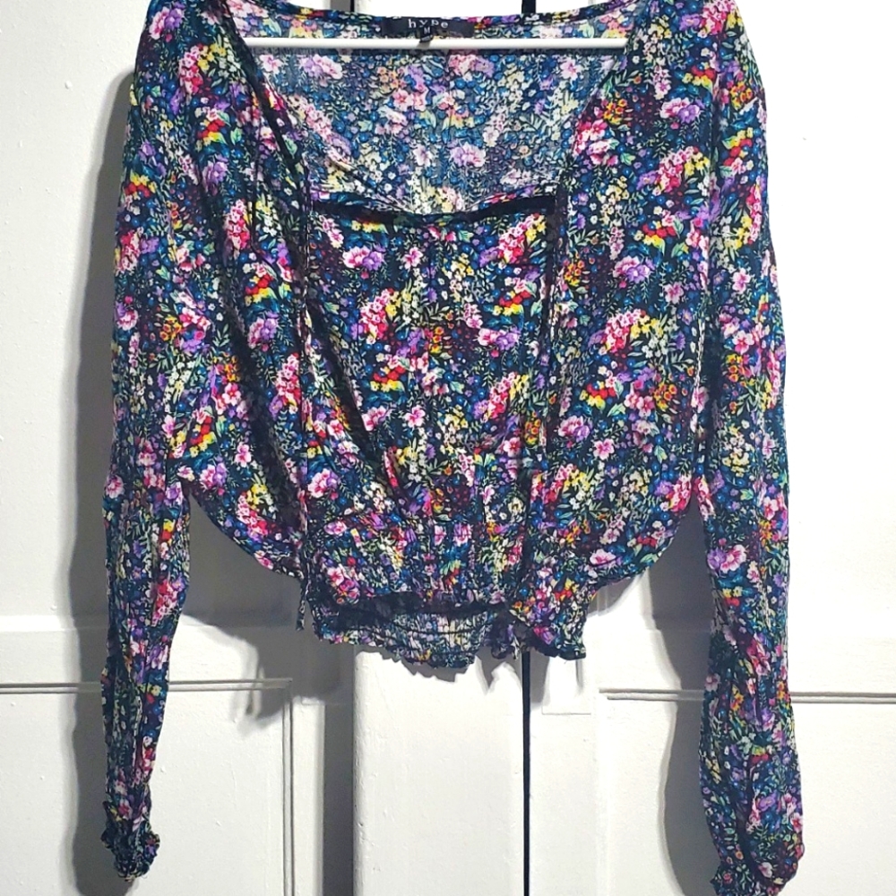 Long sleeve floral blouse